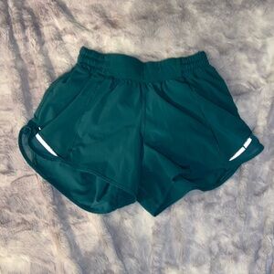 Lululemon hotty hot shorts 4 long
